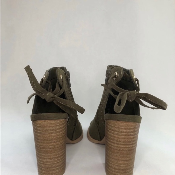 Booties - Picture 3 of 7